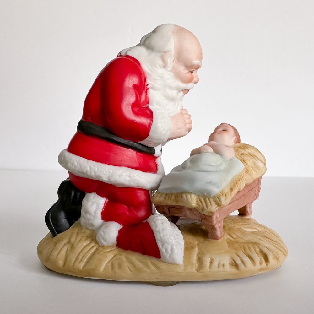 Vintage 1983 Kneeling Santa